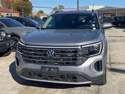 Used 2024 Volkswagen Atlas SE image 8