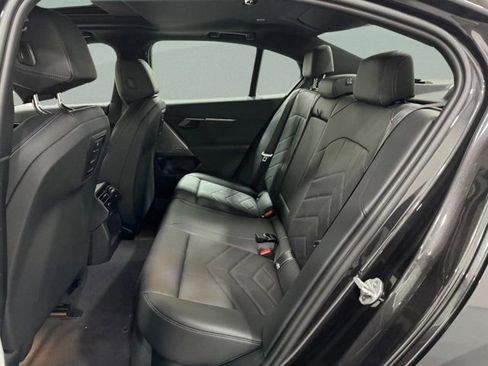 Used 2026 BMW 530i xDrive w/ Convenience Package AWD/4WD image 10