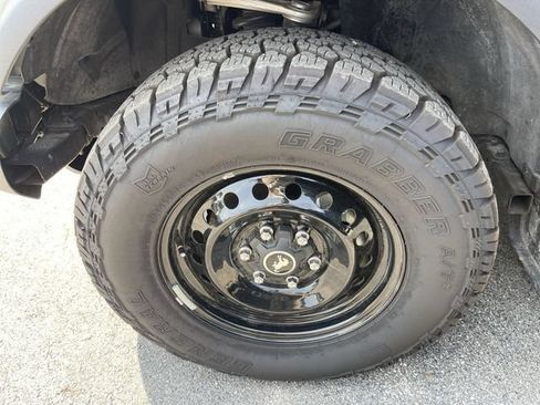 Used 2023 Ford Bronco Black Diamond AWD/4WD image 2