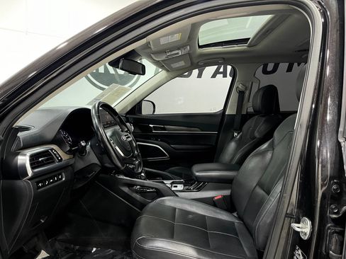 Used 2021 Kia Telluride EX w/ EX Premium Package AWD/4WD image 13