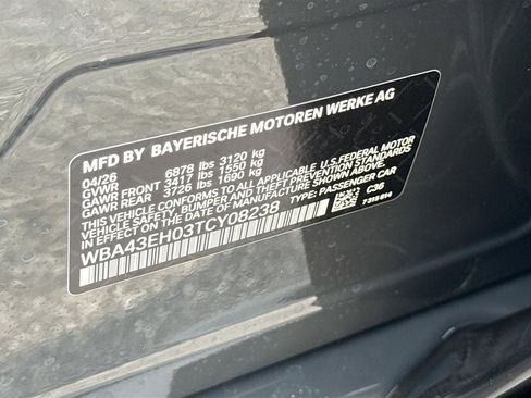 New 2026 BMW 750e xDrive AWD/4WD image 42