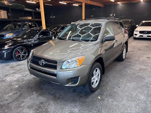 Used 2011 Toyota RAV4 4WD w/ Base L4 Extra Value Pkg image 3