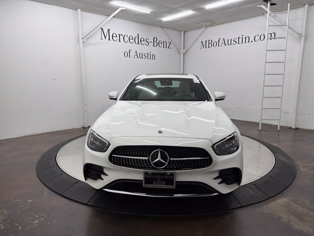 Certified 2023 Mercedes-Benz E 350 4MATIC Sedan image 2