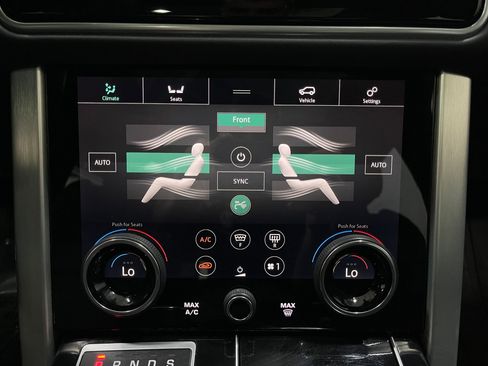 Used 2019 Land Rover Range Rover Supercharged AWD/4WD image 24