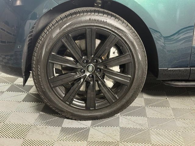 Used 2023 Land Rover Range Rover SE AWD/4WD image 13