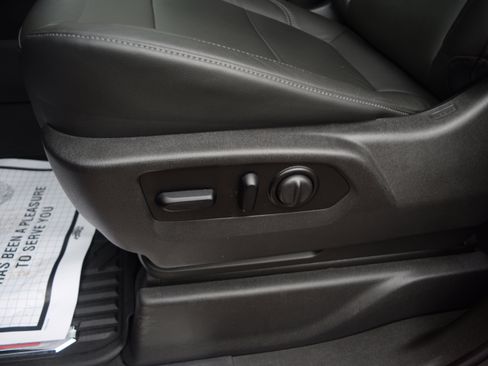 Used 2020 Chevrolet Silverado 1500 LT Trail Boss image 18