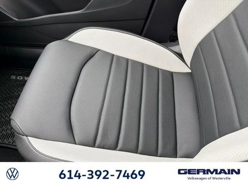 New 2026 Volkswagen Taos SEL image 30