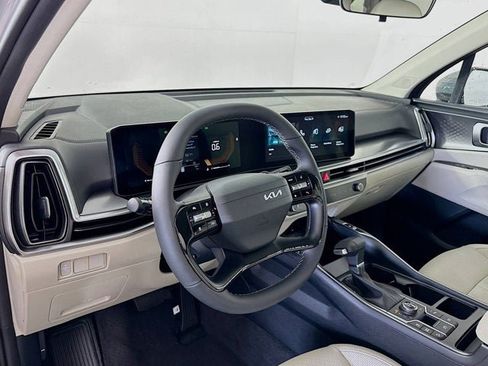 New 2026 Kia Sorento S image 11
