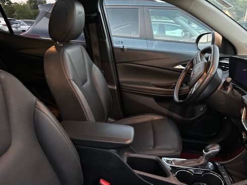 Used 2024 Buick Encore GX Sport Touring w/ Experience Buick Package FWD image 10