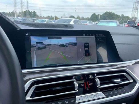 Used 2023 BMW X5 xDrive40i w/ M Sport Package image 24