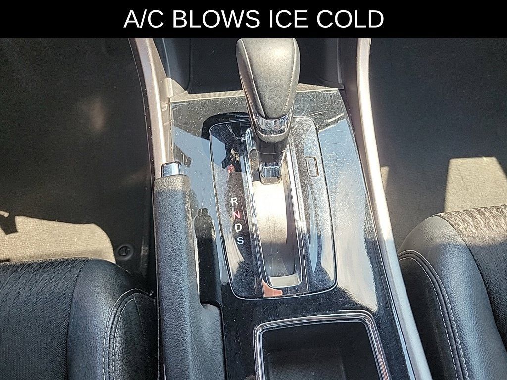 Used 2017 Honda Accord Sport image 26