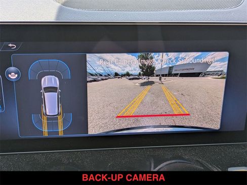 New 2025 Mercedes-Benz GLB 250 4MATIC image 14