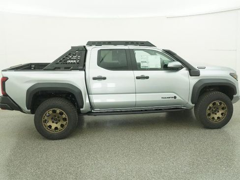 New 2025 Toyota Tacoma 4x4 Double Cab Hybrid image 25