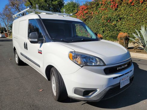 Used 2022 RAM ProMaster City Wagon image 2