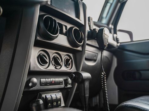 Used 2008 Jeep Wrangler Rubicon w/ Dual Top Group image 39