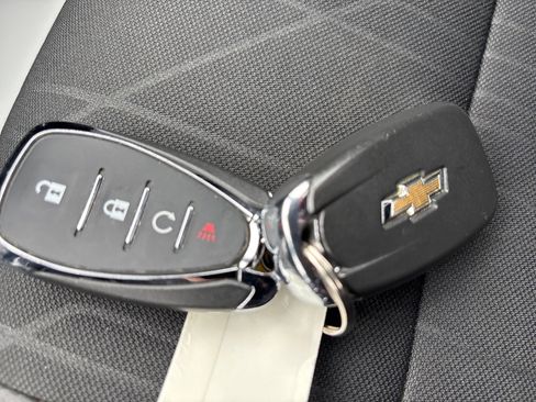 Used 2019 Chevrolet Trax LT w/ LT Convenience Package AWD/4WD image 44