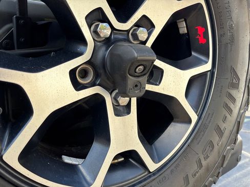 Used 2021 Jeep Wrangler Unlimited Rubicon image 15