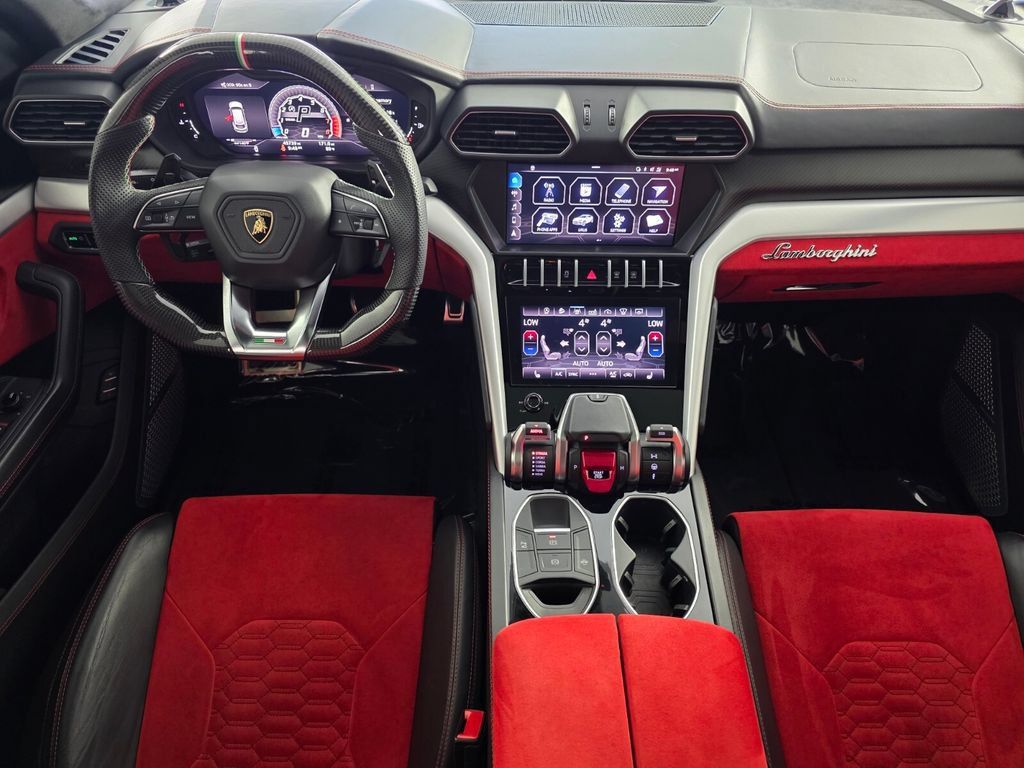 Used 2019 Lamborghini Urus AWD/4WD image 13