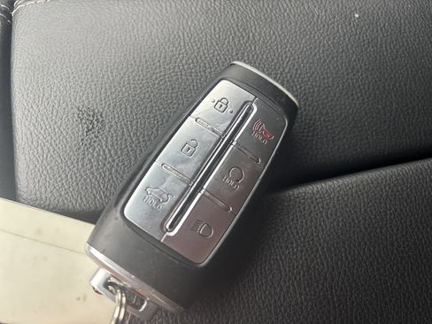 Used 2024 Genesis GV80 2.5T image 39