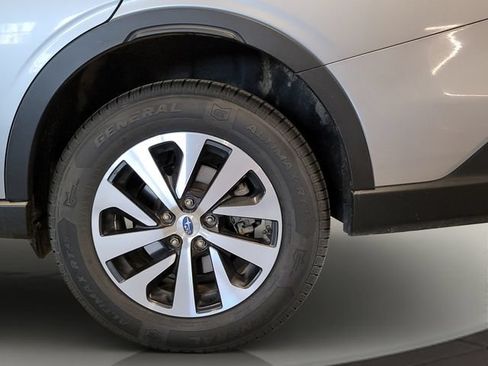 Used 2021 Subaru Outback Premium AWD/4WD image 39