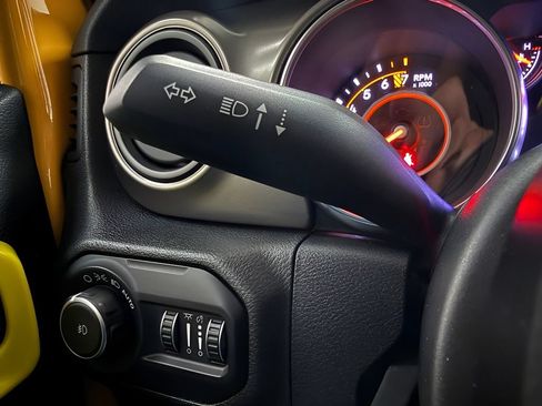 Used 2020 Jeep Wrangler Unlimited Sport S AWD/4WD image 19