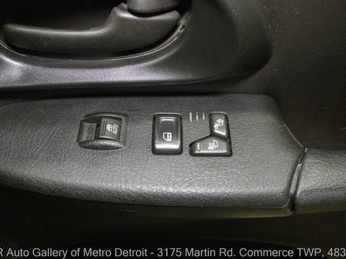 Used 2008 Chevrolet TrailBlazer SS w/ Sun And 6-Disc Cd Package AWD/4WD image 40