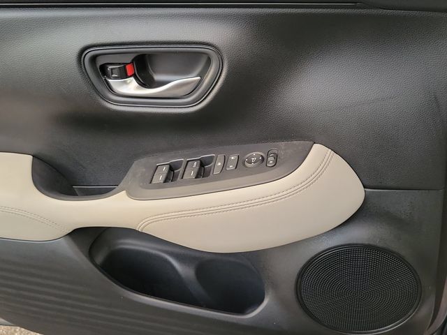 Used 2024 Honda HR-V LX image 13