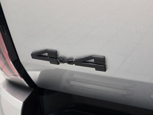 Used 2023 Toyota Tundra Platinum image 23