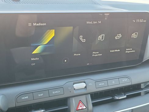 Used 2025 Kia K4 LXS image 9