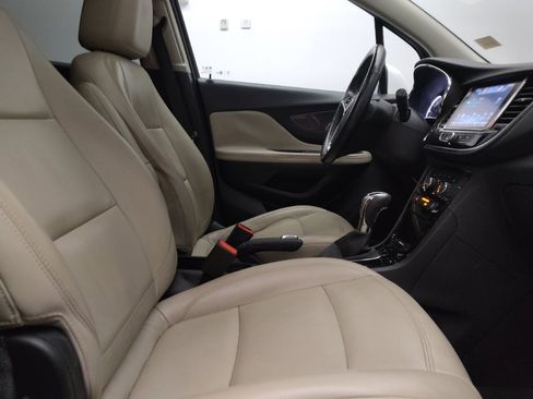 Used 2017 Buick Encore Essence FWD image 21