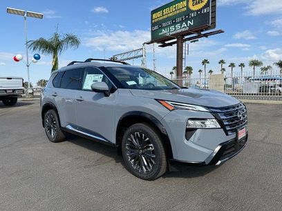 New 2025 Nissan Rogue Platinum w/ Platinum Premium Package