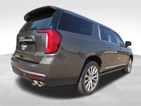 Used 2021 GMC Yukon XL Denali w/ Denali Ultimate Package AWD/4WD image 13
