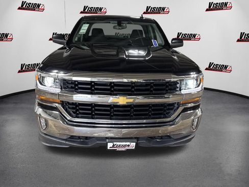 Used 2017 Chevrolet Silverado 1500 LT w/ All Star Edition AWD/4WD image 2