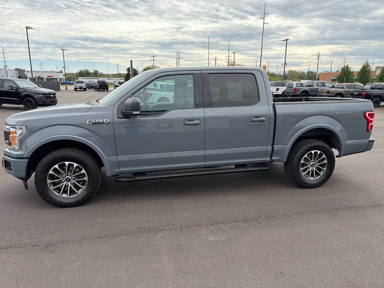Used 2019 Ford F150 XLT w/ Equipment Group 302A Luxury AWD/4WD image 6