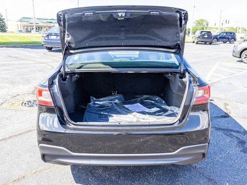 Used 2025 Subaru Legacy Premium image 31