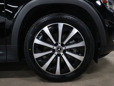Used 2020 Mercedes-Benz GLB 250 image 35