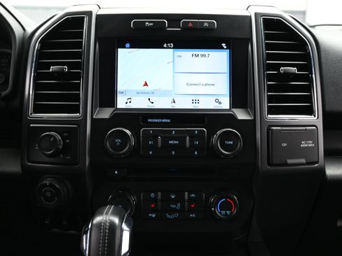 Used 2018 Ford F150 XLT w/ Equipment Group 302A Luxury RWD image 17