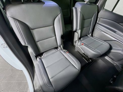 New 2026 Chevrolet Traverse LT w/ Driver Confidence Package image 28