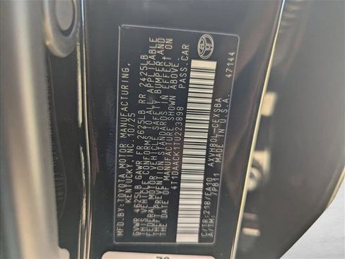 Used 2026 Toyota Camry SE w/ Convenience Package image 20