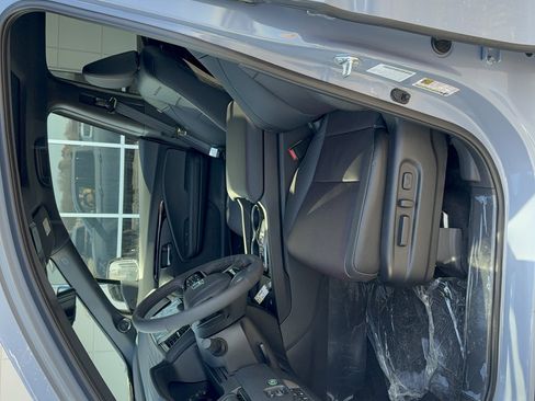 New 2026 Honda Ridgeline Black Edition image 10