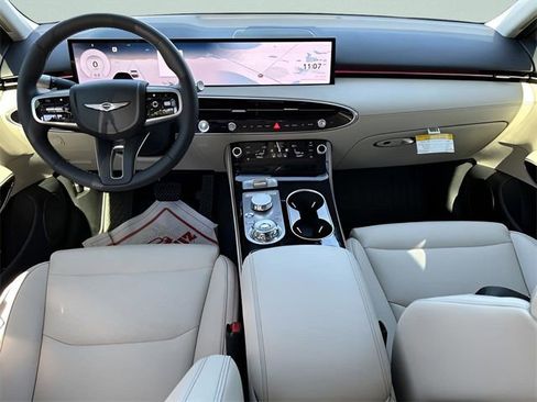 New 2026 Genesis GV70 2.5T AWD/4WD image 9