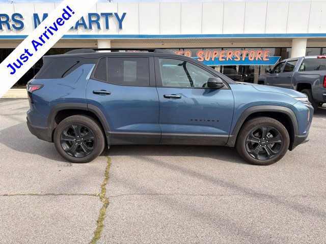 Used 2026 Chevrolet Equinox LT w/ Convenience Package II AWD/4WD image 2