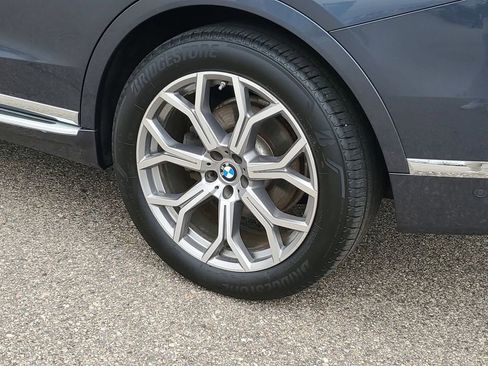 Used 2020 BMW X7 xDrive40i w/ Premium Package AWD/4WD image 36