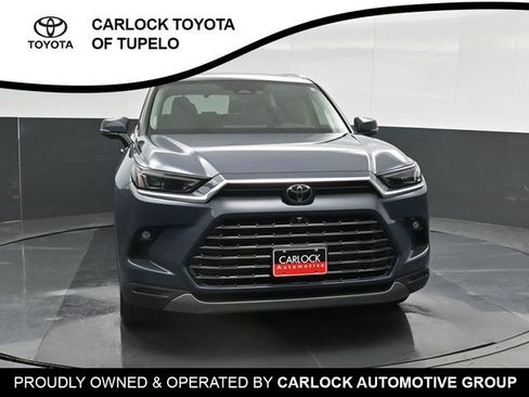 Used 2025 Toyota Grand Highlander AWD image 6