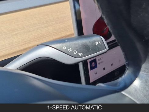 Used 2018 Tesla Model 3 Long Range RWD image 21