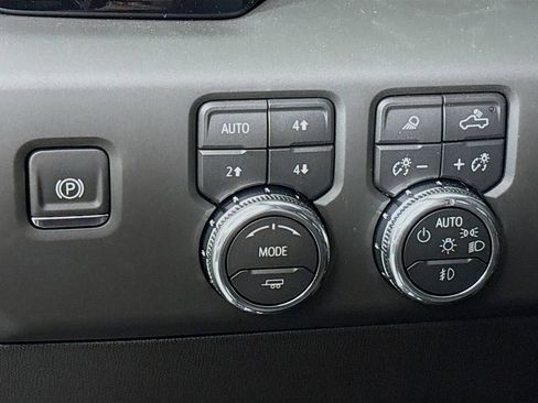 New 2026 GMC Sierra 1500 AT4 w/ AT4 Premium Package image 10