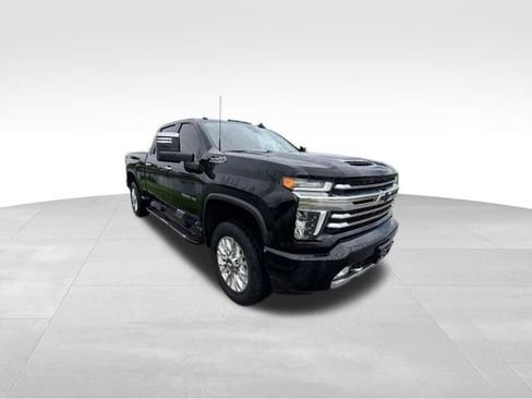 Used 2022 Chevrolet Silverado 2500 High Country w/ Safety Package II AWD/4WD image 4
