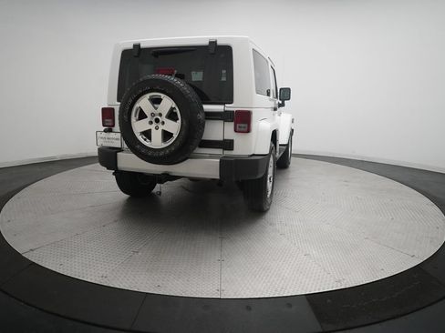 Used 2012 Jeep Wrangler Sahara w/ Connectivity Group AWD/4WD image 13