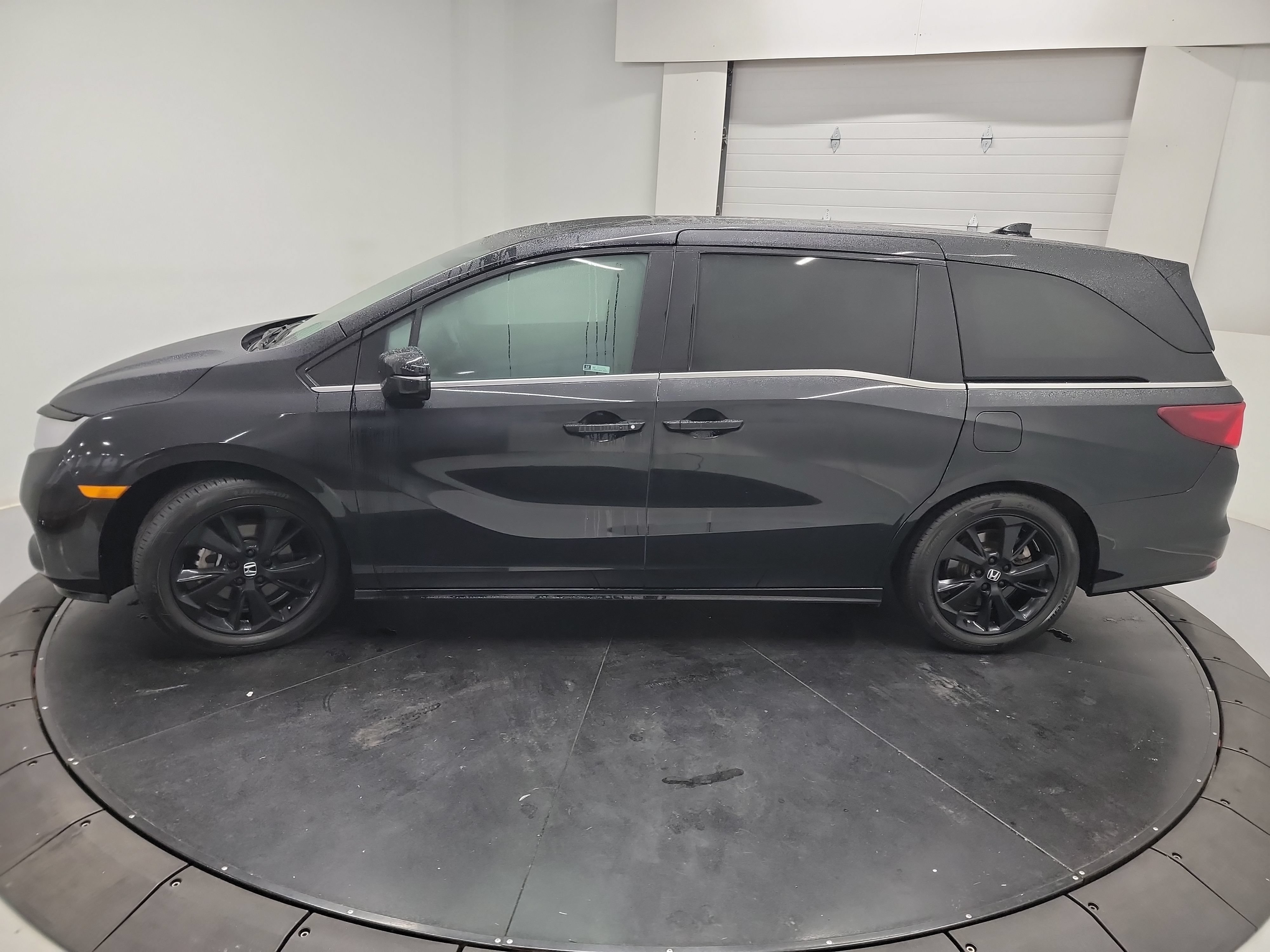 Certified 2024 Honda Odyssey Sport image 5