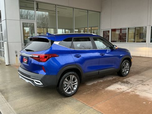 Used 2023 Kia Seltos S w/ Navigation Package image 22